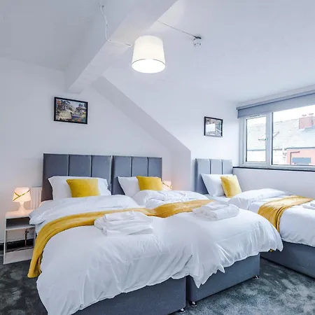 Apartment Newly Refurbished 5 Bedroom Home Near Leeds City Centre Leeds (West Yorkshire)