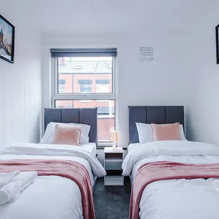 Apartamento Newly Refurbished 5 Bedroom Home Near Leeds City Centre *